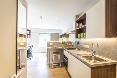 1 bed studio, Calton Road, Holyrood, Edinburgh, EH88DP - Image 15